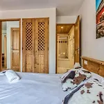Villa Vallet- Newly Renovated 2 Bedroom Nestled Just Off The Main Street