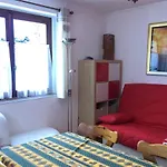 Family House With Balcony Garden Wi Fi