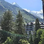 JOLI 32m avec BALCON-VUE sur le MONT-BLANC