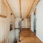 Chalet With Mountain View And 2 Min Walk From The City Center
