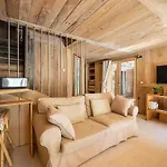 Chalet Ananda Avec Sauna, Baignoire Balneo Et Terrasse