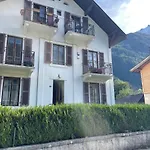 A Room In Grands Charmoz