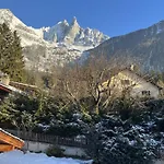 Le Chaney - T2 Dans Chalet - Massif Du Mont-Blanc