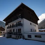 Residence Le Chardonnet D - Happy Rentals