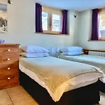 The Castle, 10 Bedroom Chalet, Chamonix Centre