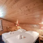 Chalet Duplex 3* Avec Wifi, Parking Et Animaux Acceptes A Chamonix - Fr-1-343-171