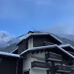 Le Petit M Chamonix Au Pied Du Brevent