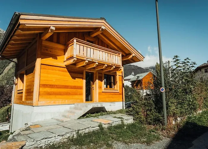 Chalet With Mountain View And 2 Min Walk From The City Center