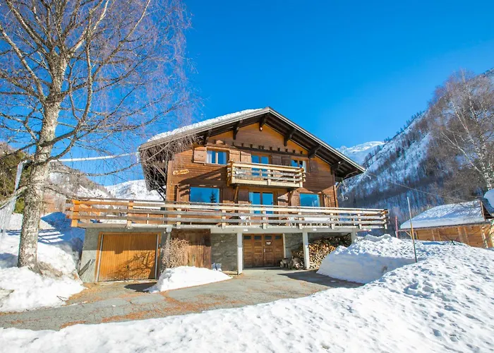 Montblanc Alpine Ski & Sauna Retreat - Happy Rentals