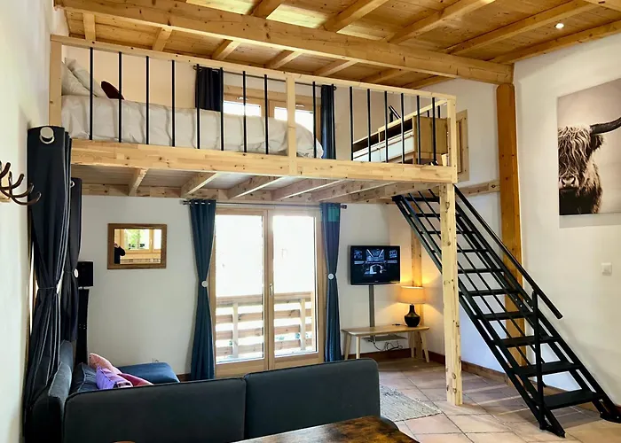 Private Loft Apartment, Central Chamonix