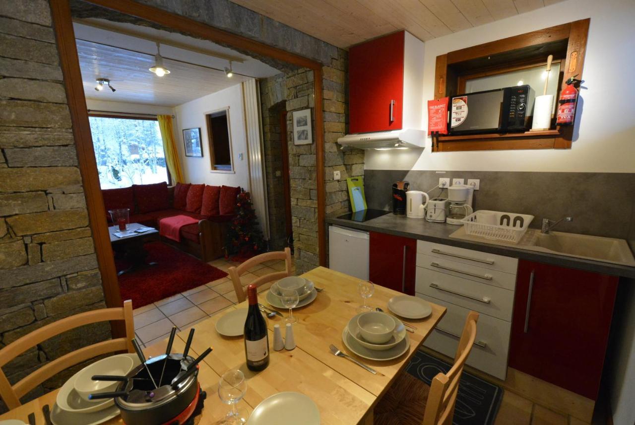 Champraz - Free Parking Chalet