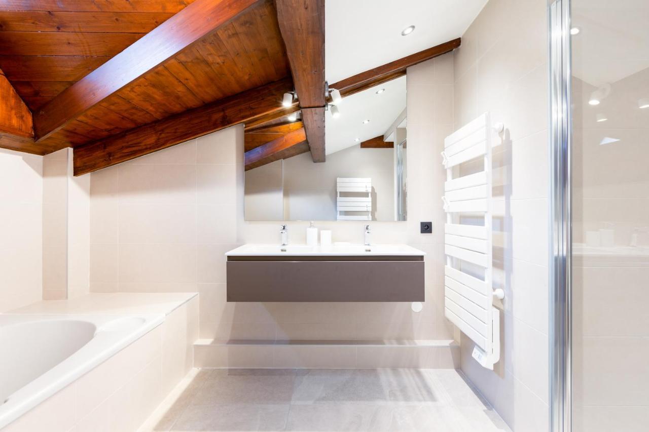 Les Praz - 280sqm - Sauna Cinema Fitness - 5 Bedrooms In Heart Of Les Praz - By Cozee
