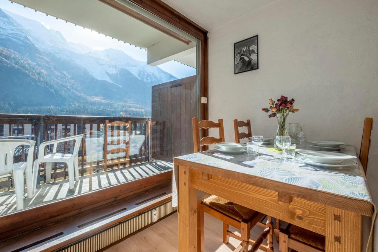 With Balcony In *