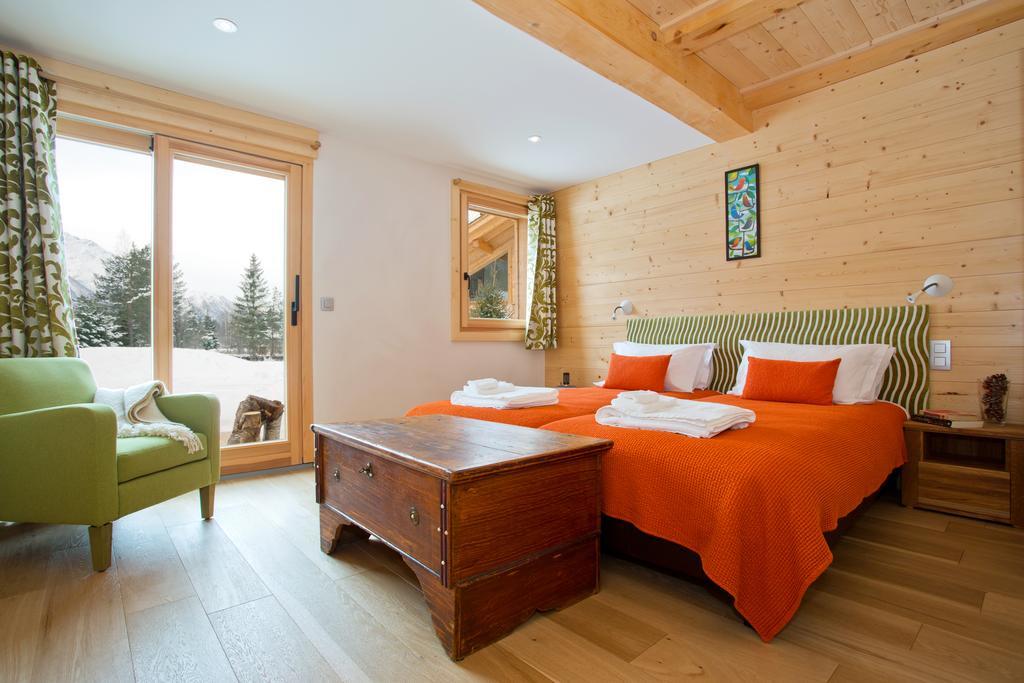 Isabelle Mountain 5 Star 5 Bedroom En Sauna Jacuzzi Chalet