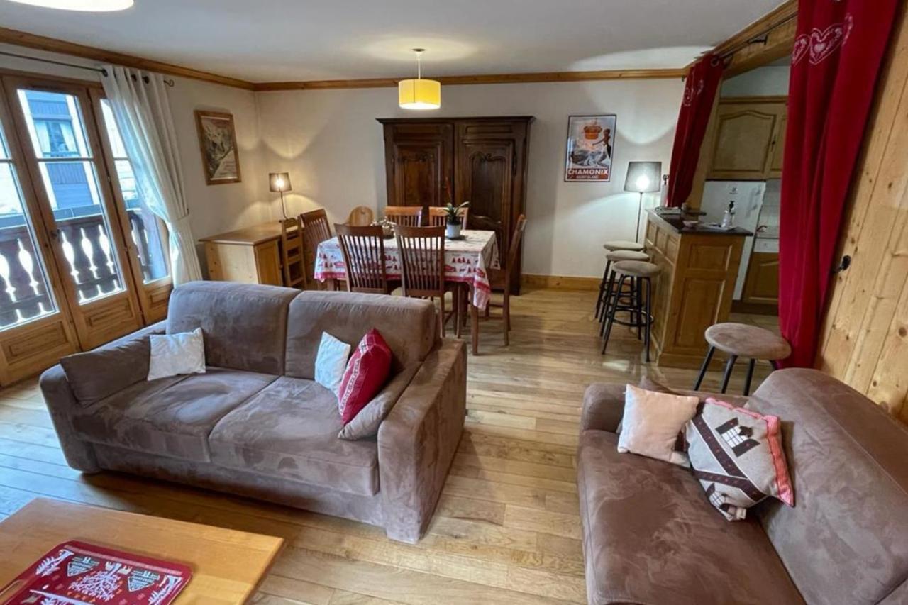 Large In - Close To The Slopes *