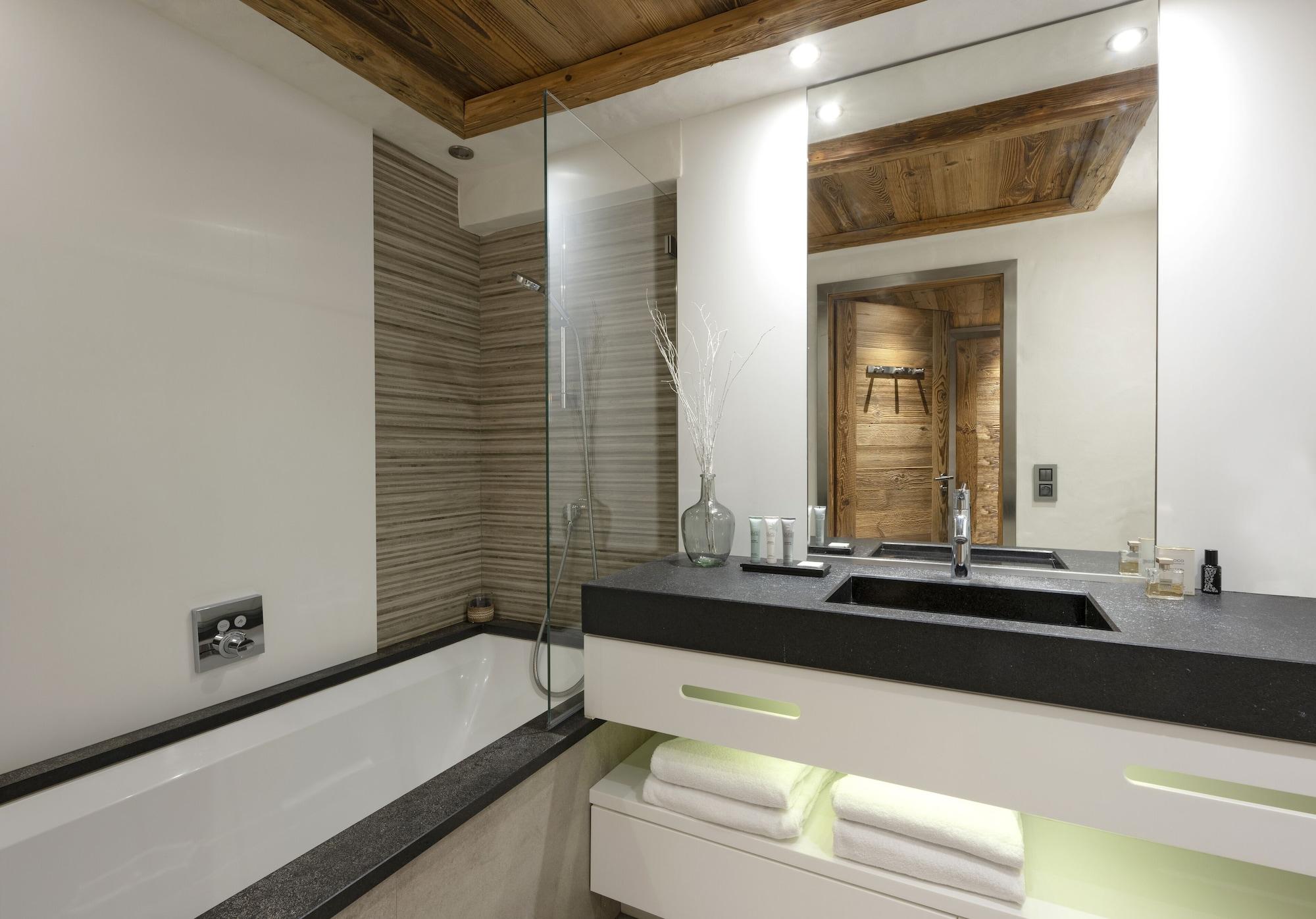 Mgm & Residences - Le Cristal De Jade Aparthotel