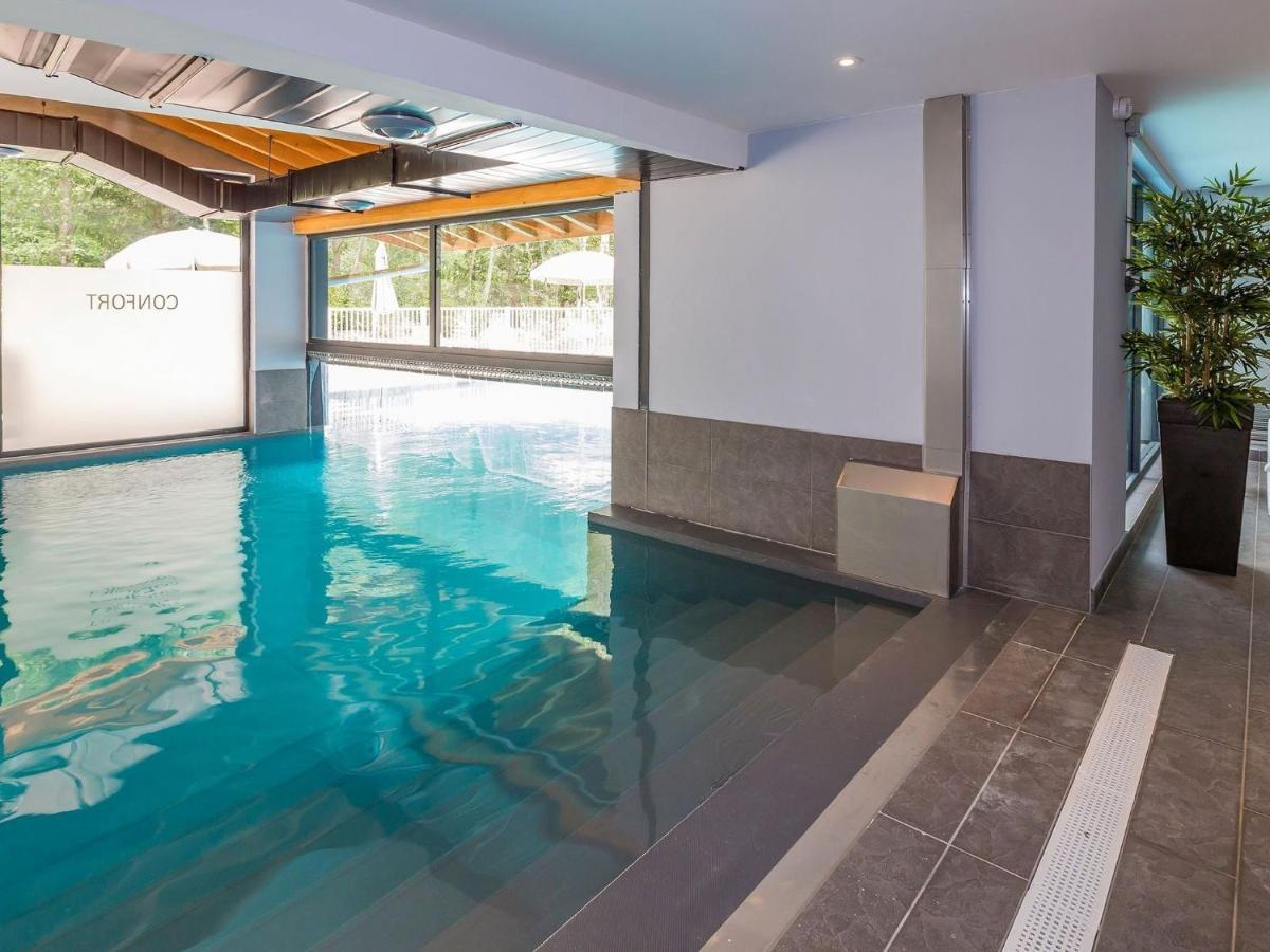 Furnished In An Attractive Town Apartment *
