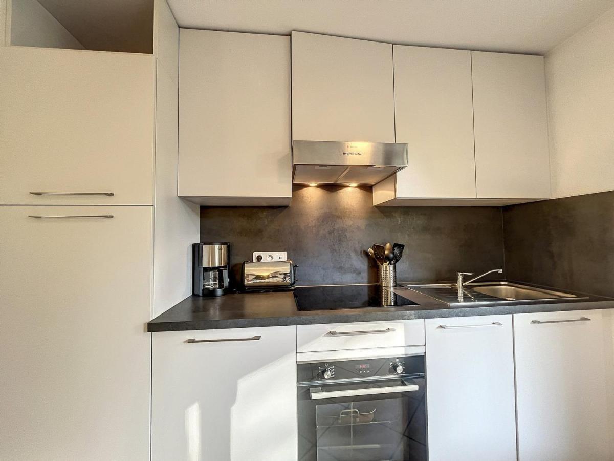 Chamonix: 3 Pieces, 6 Pers, Balcon, Garage, Wifi - Fr-1-507-74 Apartment