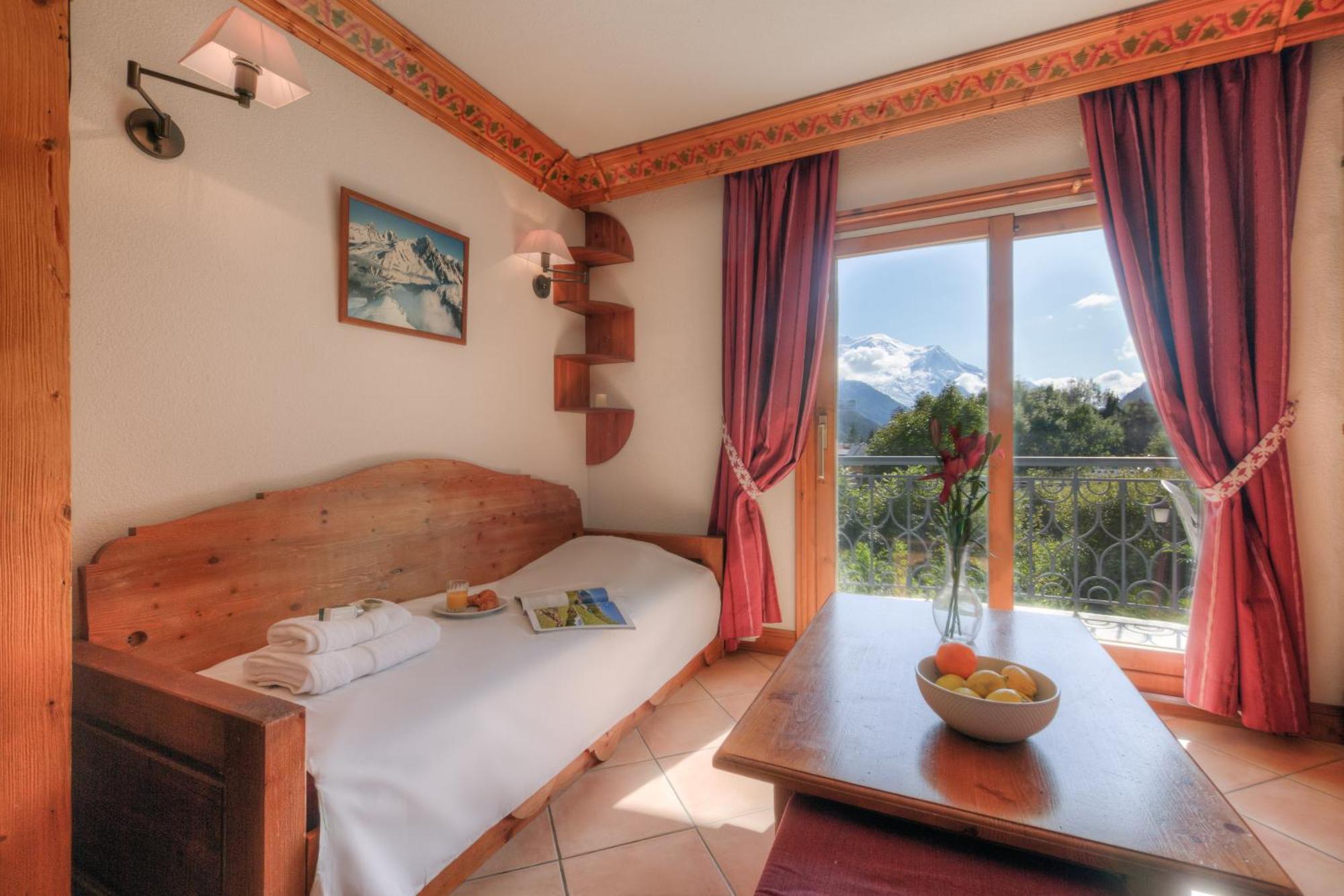 Residence Le Cristal Apartments - Happy Rentals Chamonix