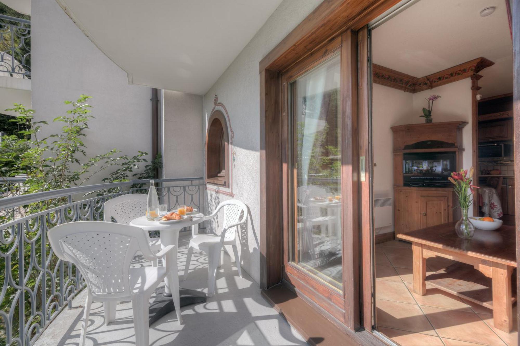 Residence Le Cristal Apartments - Happy Rentals Apartment *