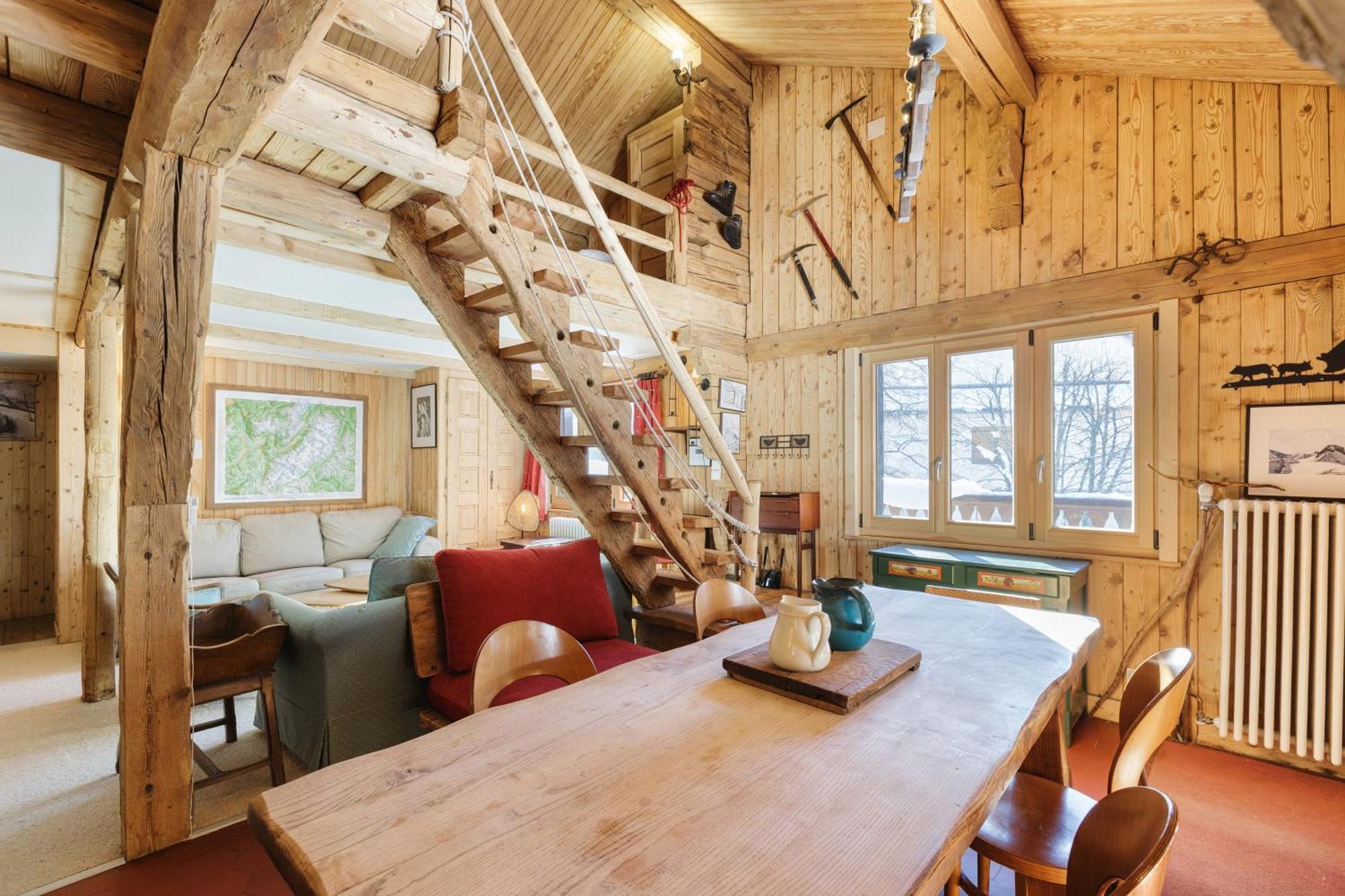 Chalet Spouter