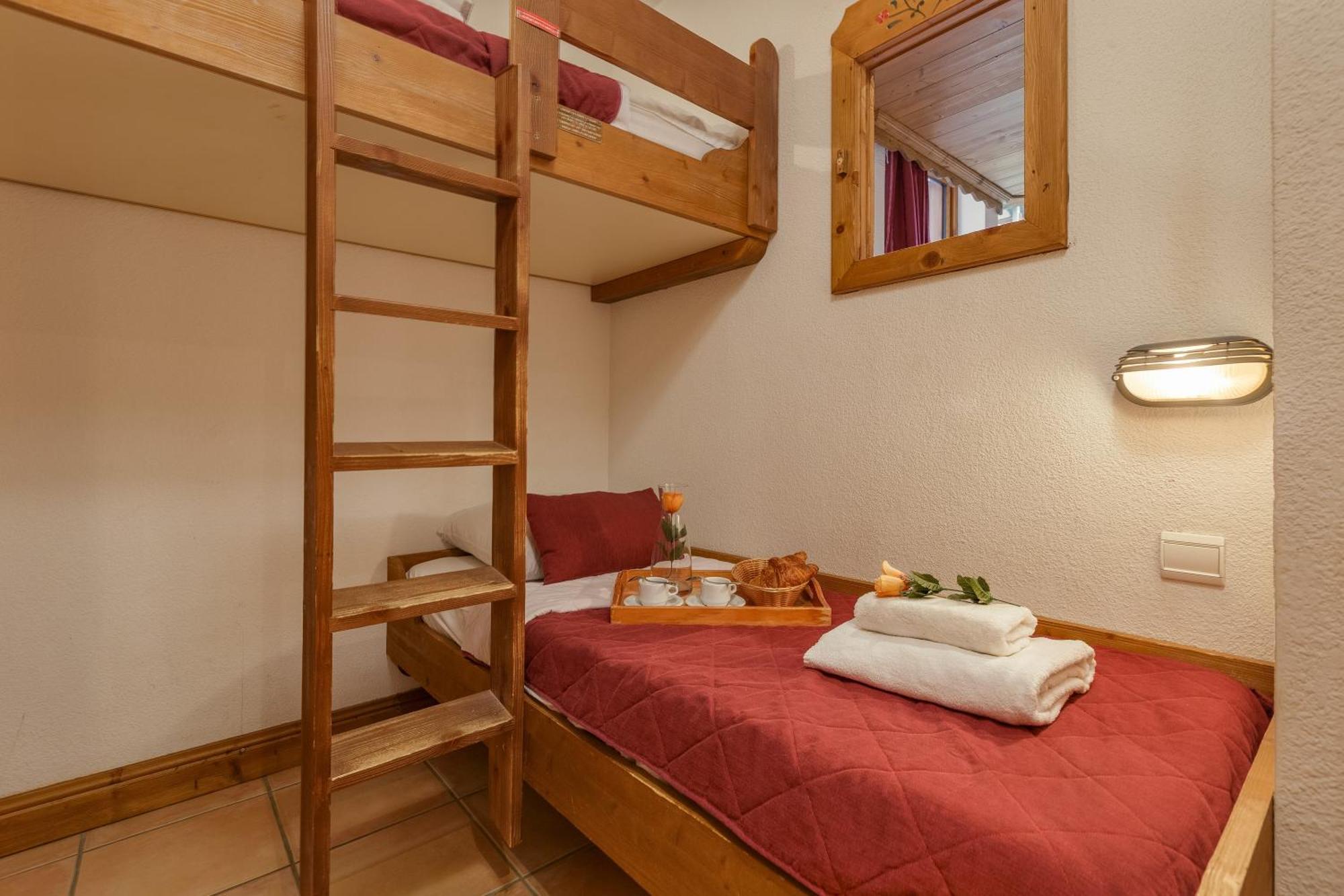 Residence Le Cristal Apartments - Happy Rentals Apartment Chamonix