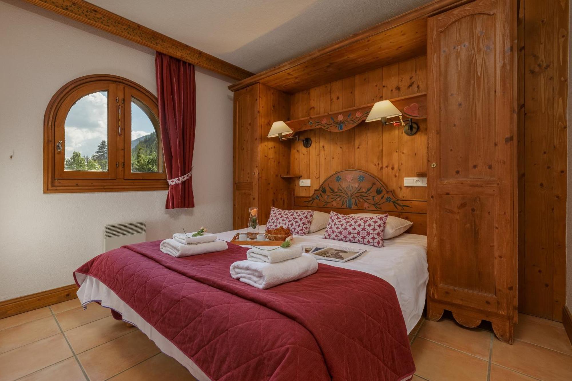 Residence Le Cristal Apartments - Happy Rentals Apartment