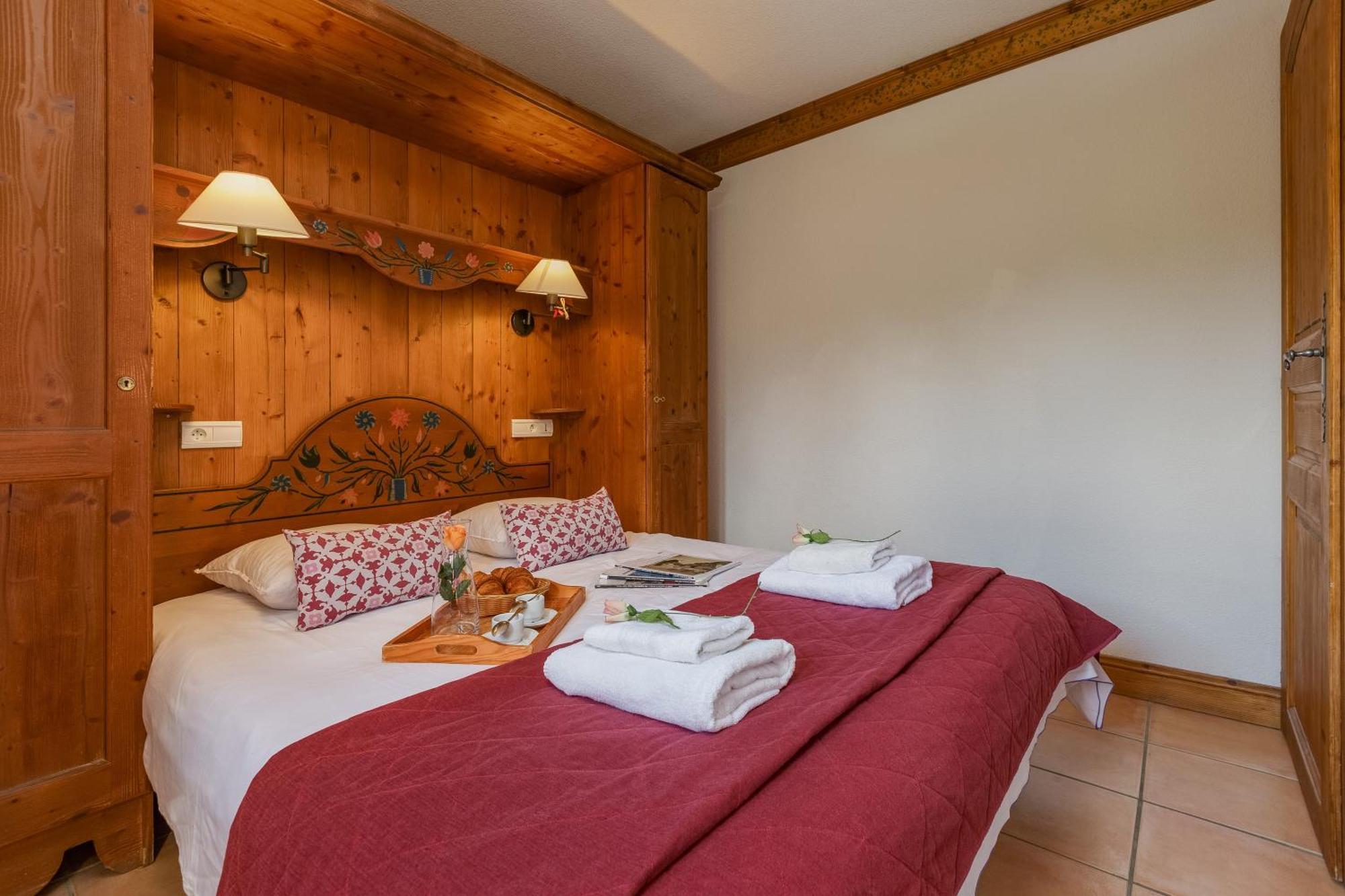 Residence Le Cristal Apartments - Happy Rentals Apartment