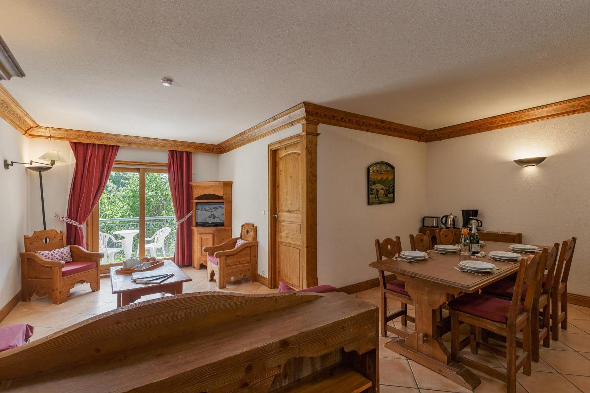 Residence Le Cristal Apartments - Happy Rentals * Chamonix