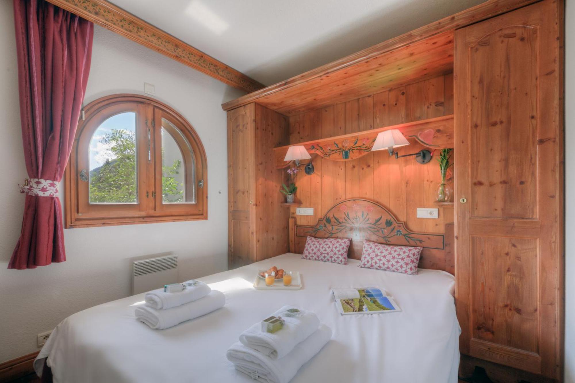 Apartment Residence Le Cristal Apartments - Happy Rentals Chamonix