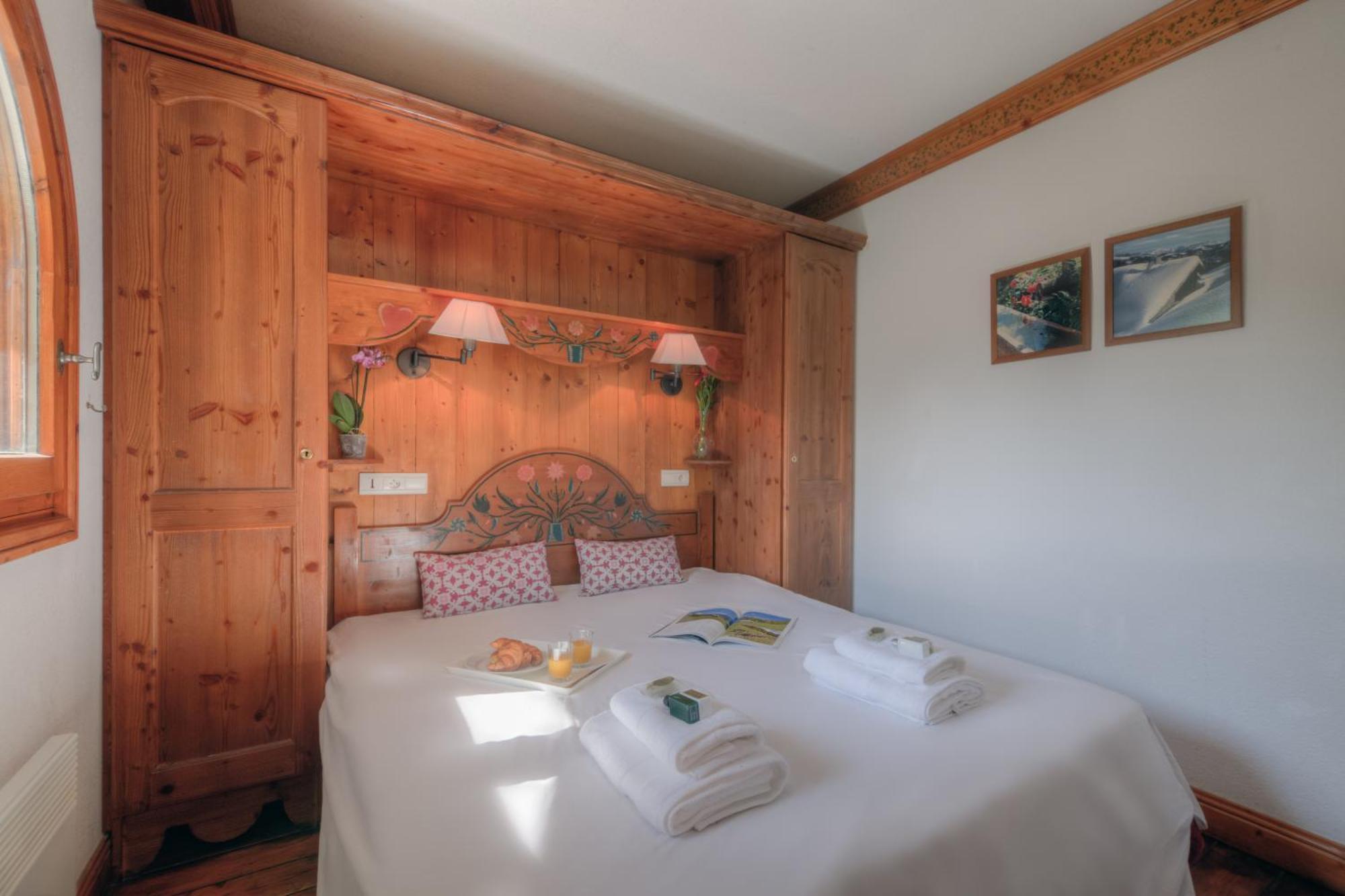 Apartment Residence Le Cristal Apartments - Happy Rentals Chamonix