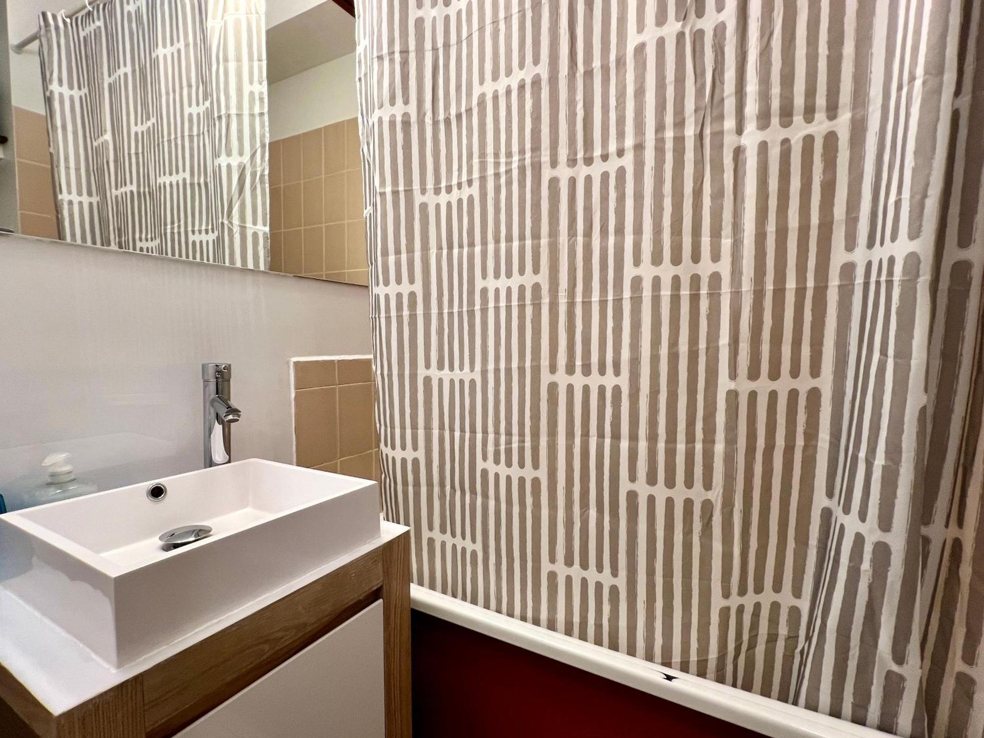 Le Balme Wifi/parking/balcony Apartment