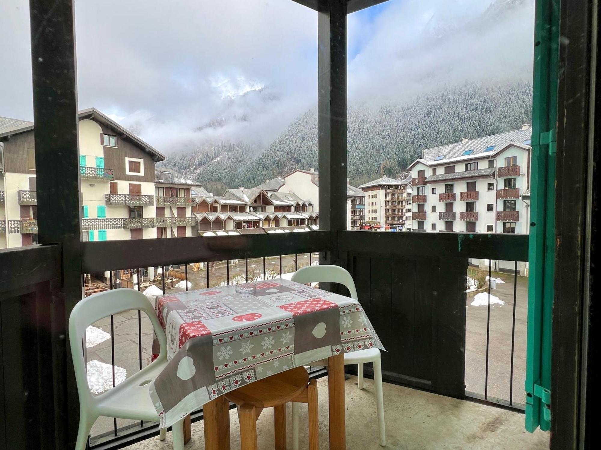 Le Balme Wifi/parking/balcony Apartment *
