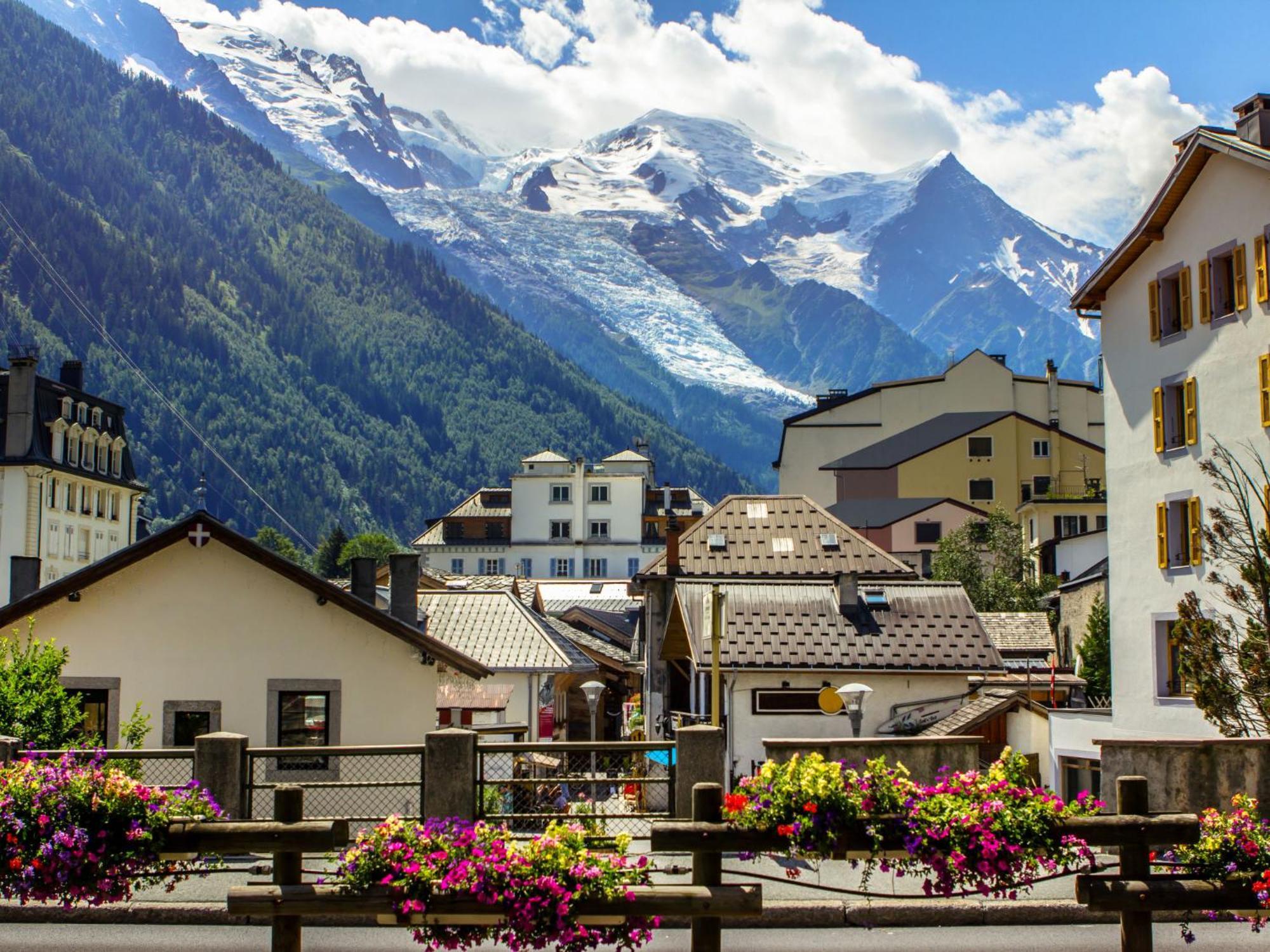 Apartment Le Carlton-5 By Interhome Chamonix