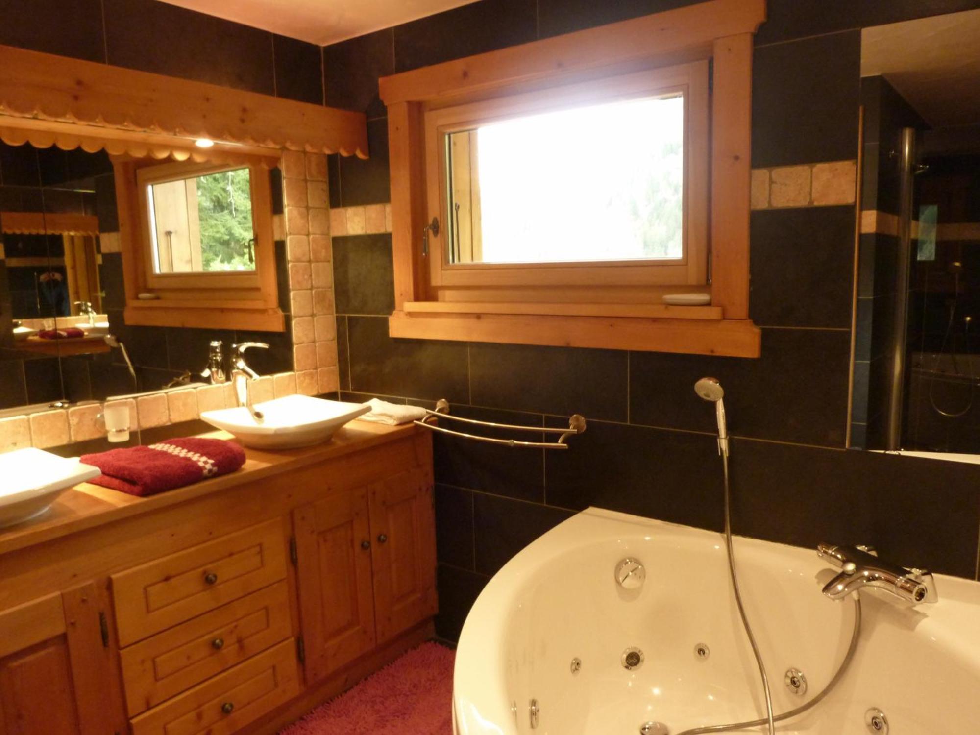 Kidou, Grand Confort, Nouveau Exterieur Chalet