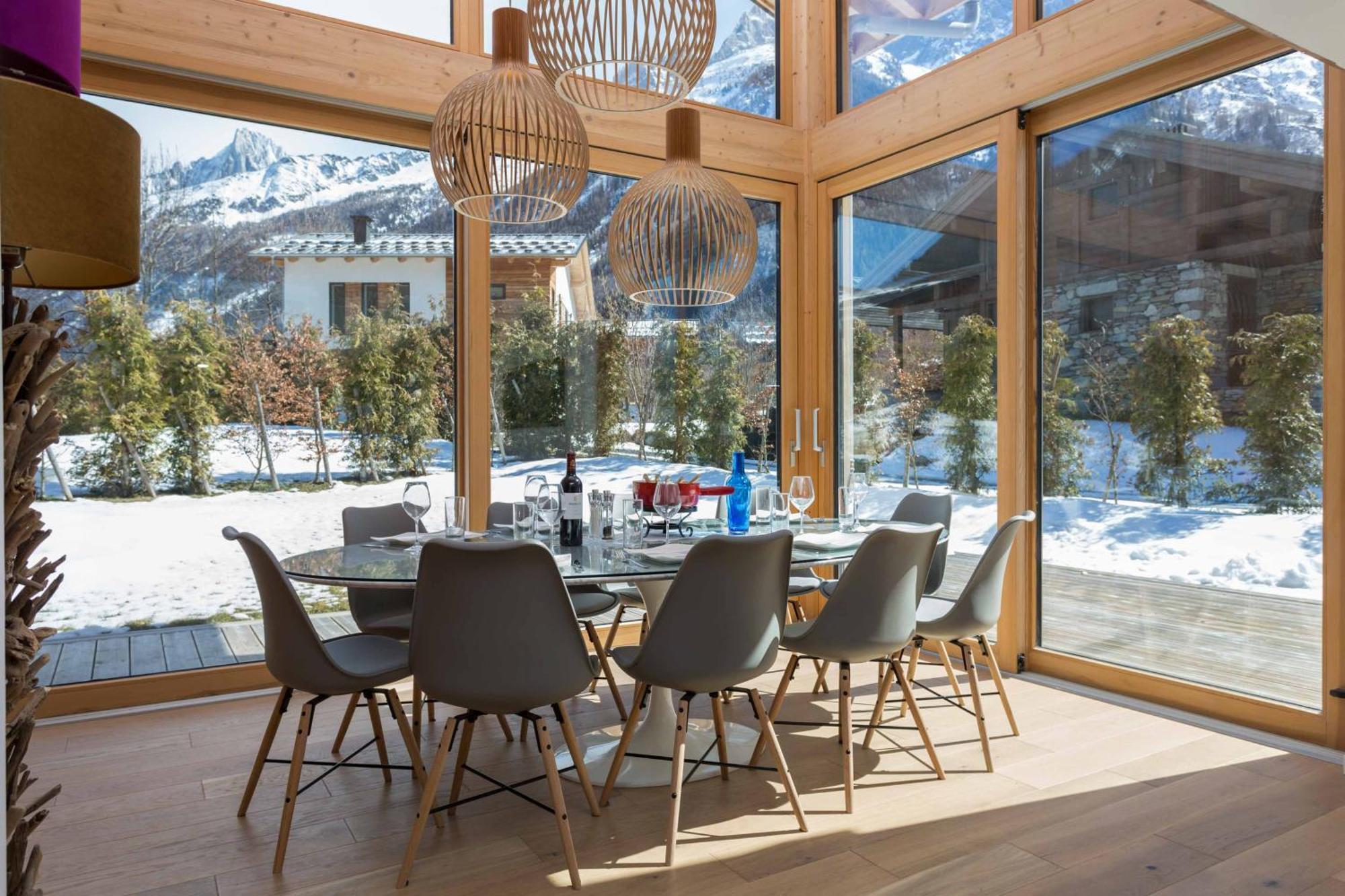 Chalet Montana- Year *
