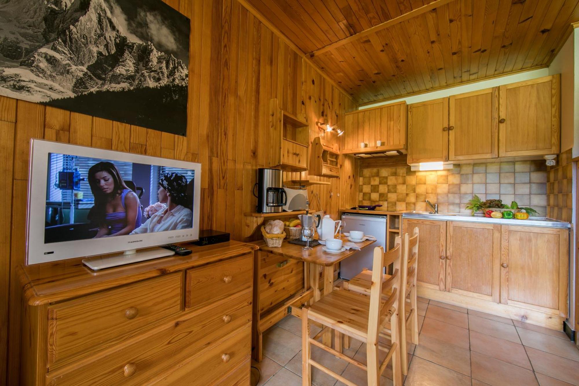 Apartment Grands Montets 112 Ski In-ski Out - Happy Chamonix