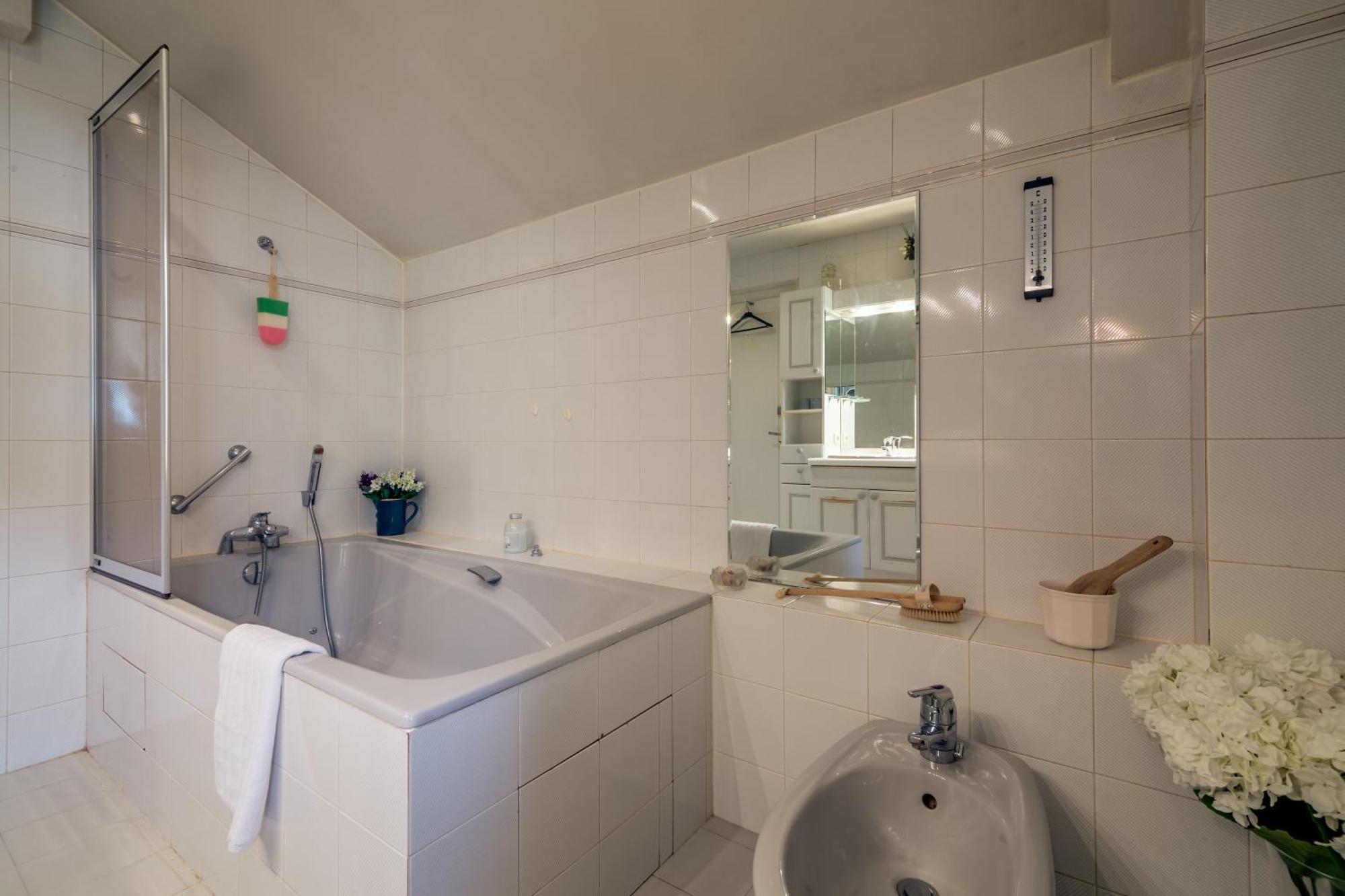 Montblanc Alpine & Sauna Retreat - Happy Chalet *