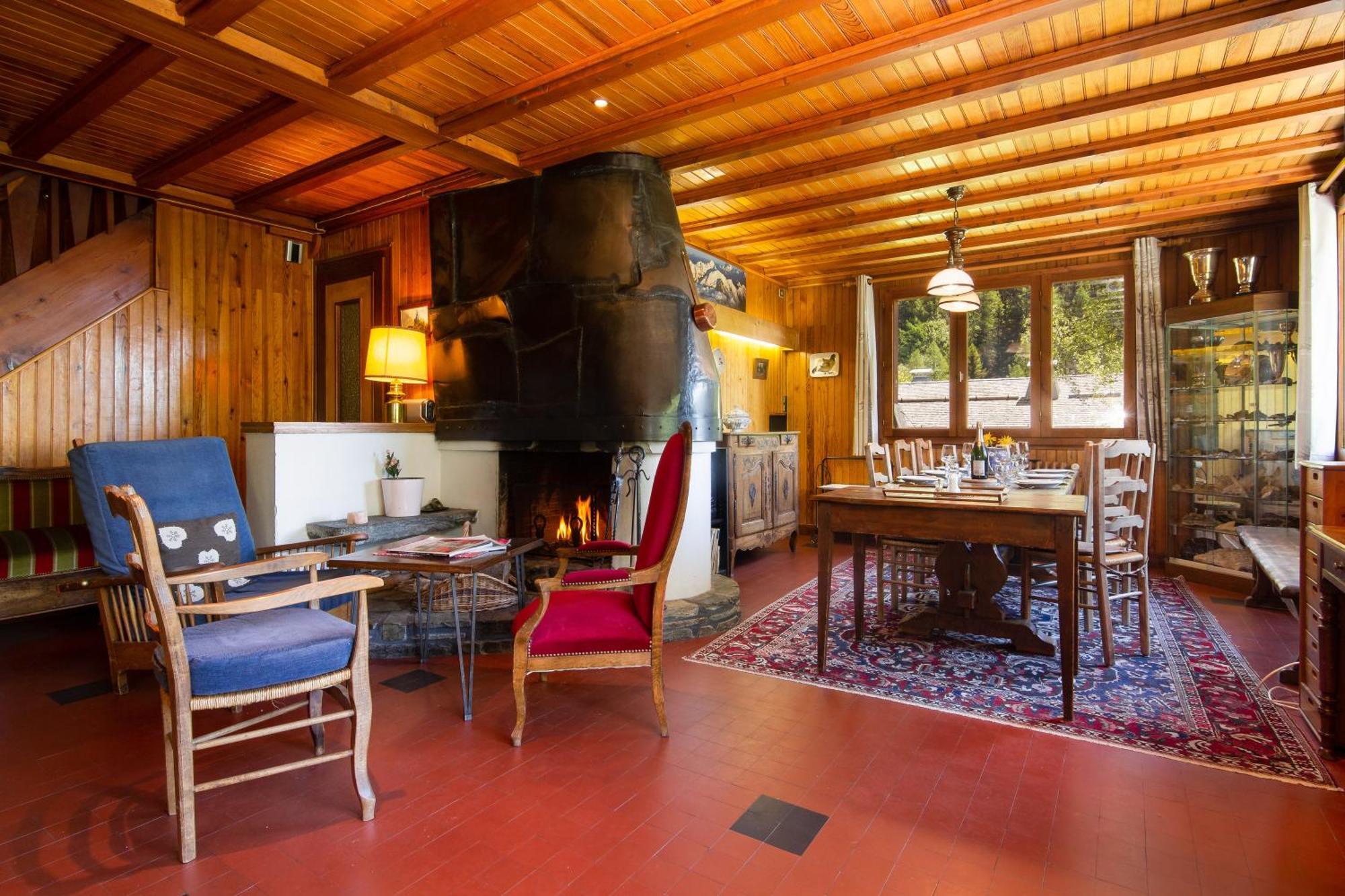 Montblanc Alpine & Sauna Retreat - Happy Chalet *