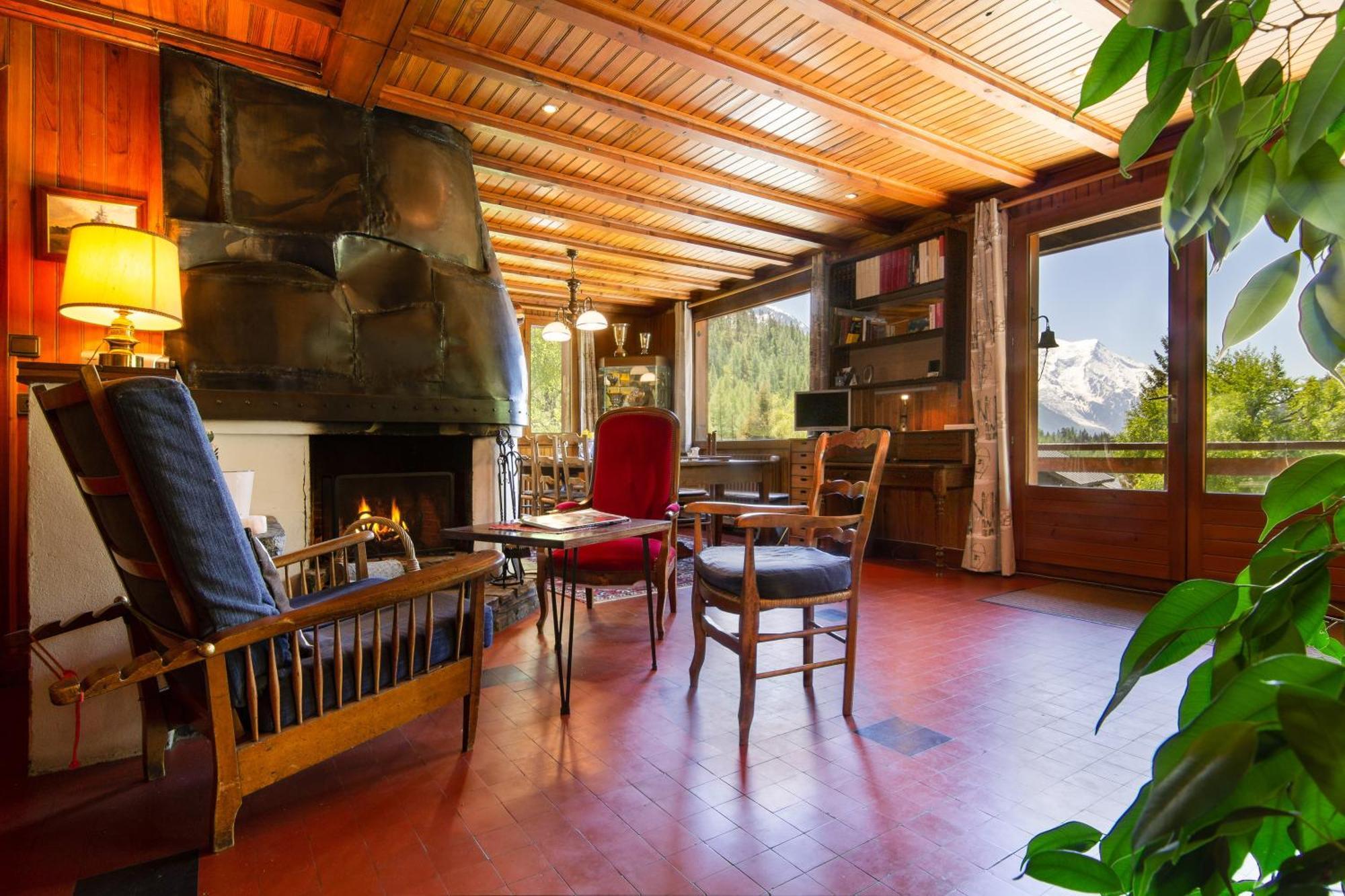 Chalet Montblanc Alpine & Sauna Retreat - Happy *