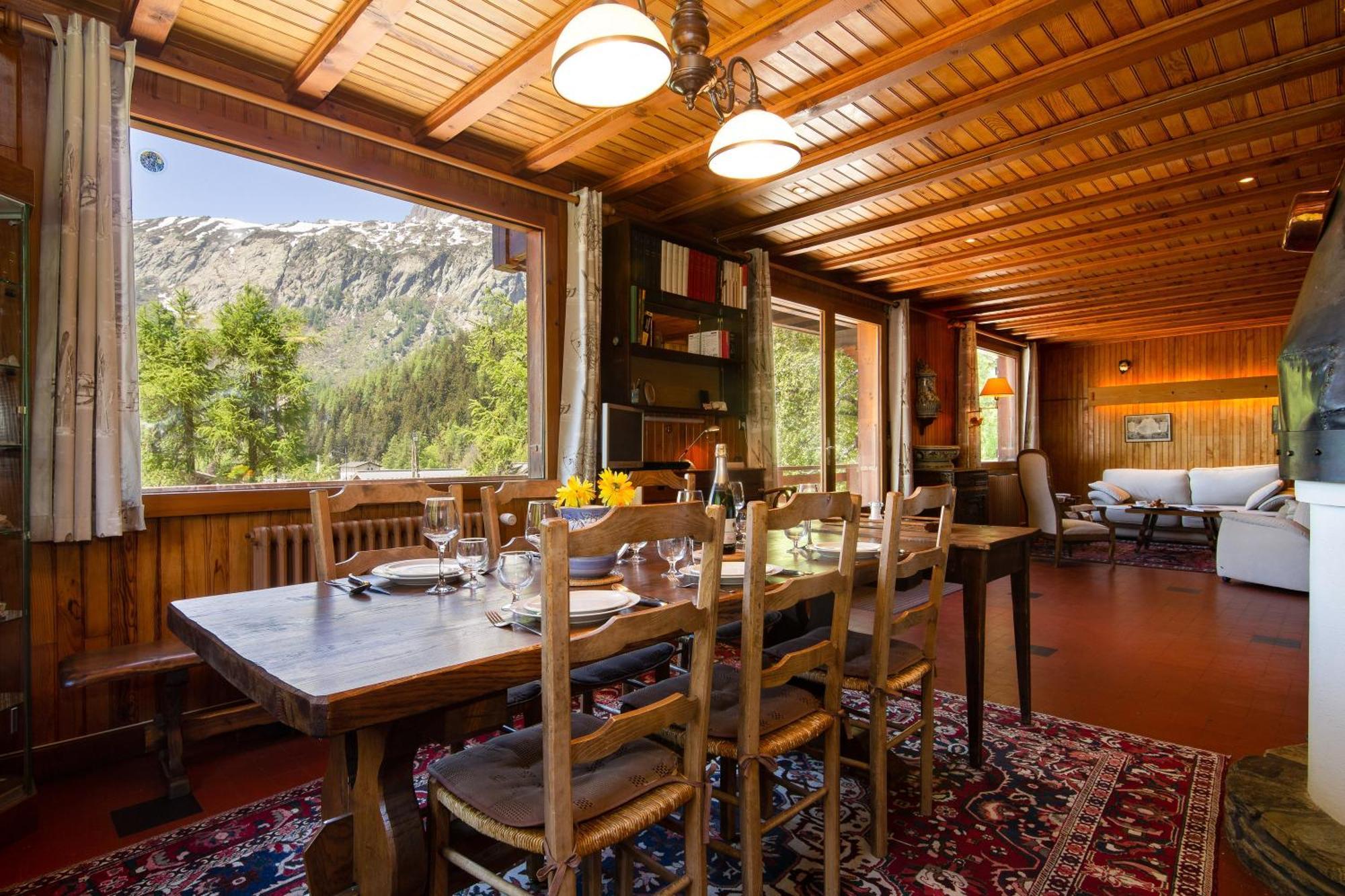 Montblanc Alpine & Sauna Retreat - Happy *