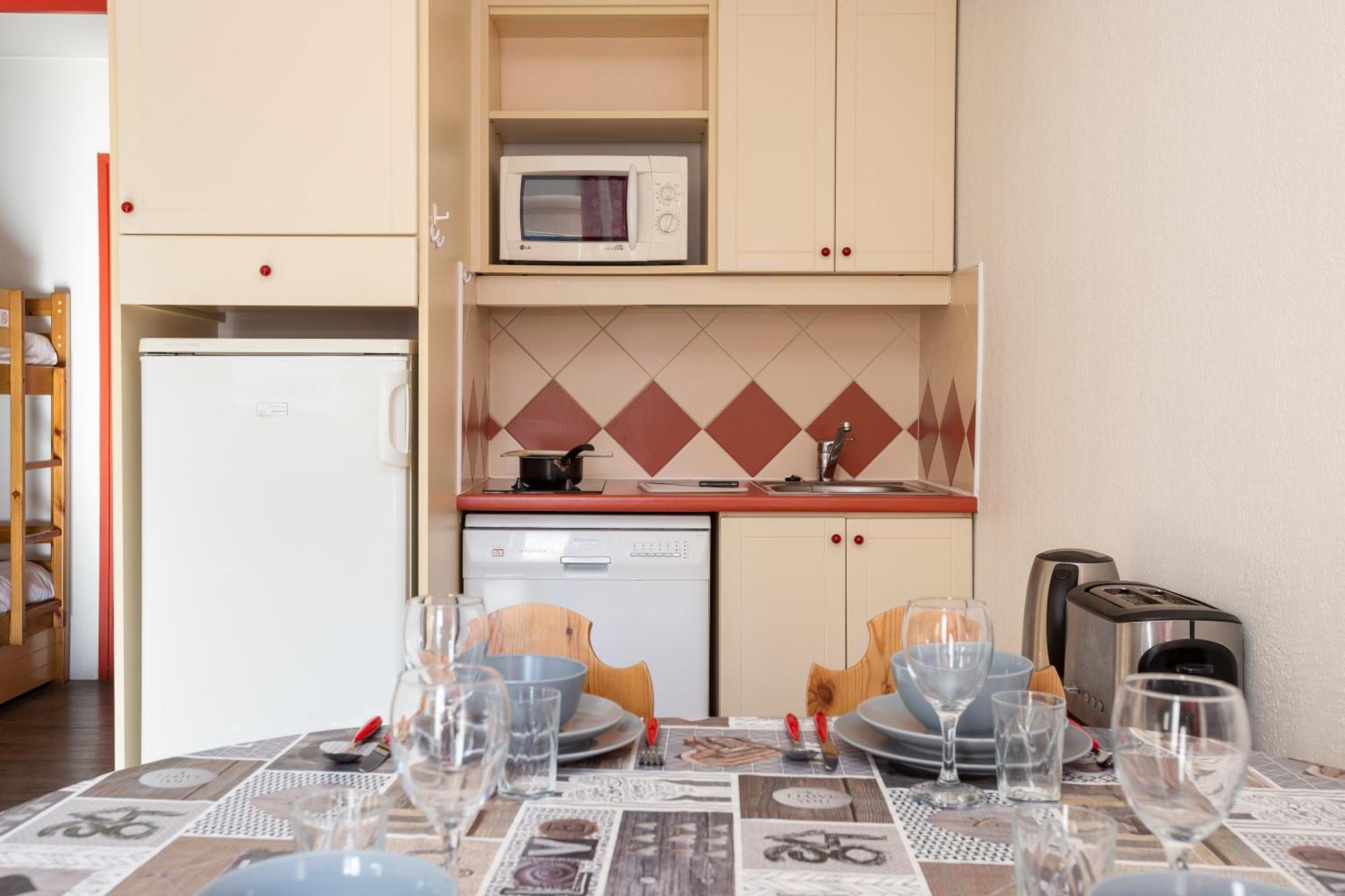 Riviere 401 - Happy Apartment *