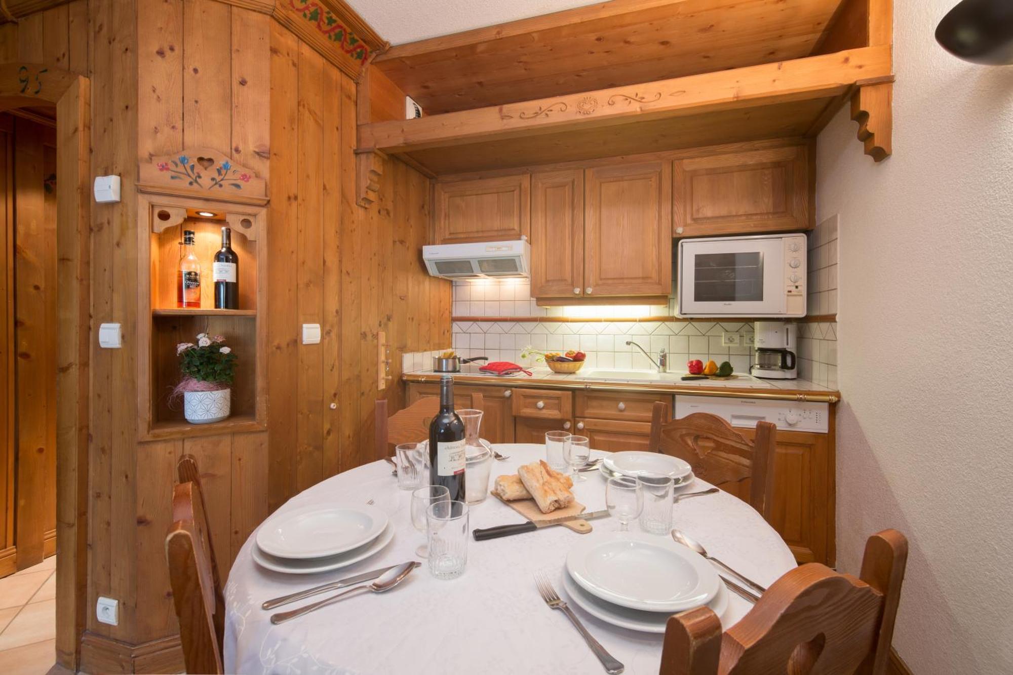 Apartment Residance Le Cristal - Grands Montets 11 - Happy Chamonix