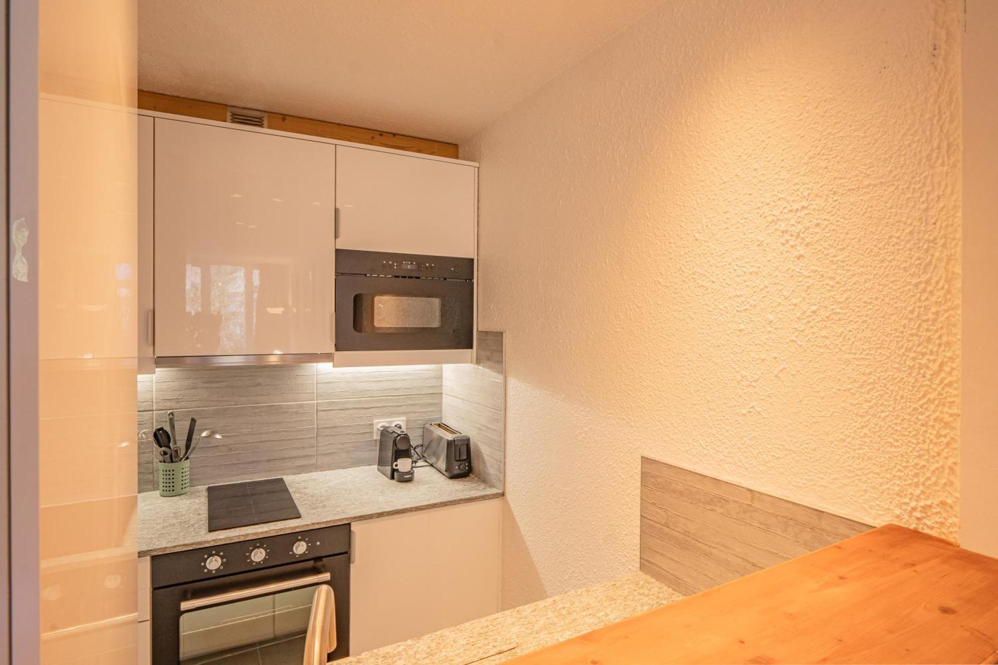 Jonquille 2c - Peaks Getaway Apartment *