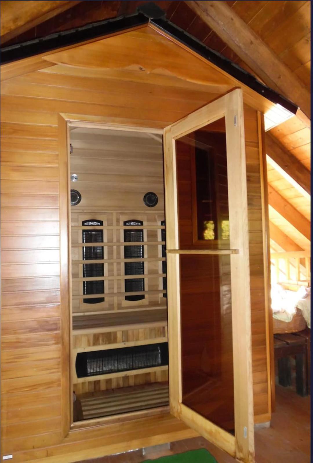 Spacious With Garden Chalet *