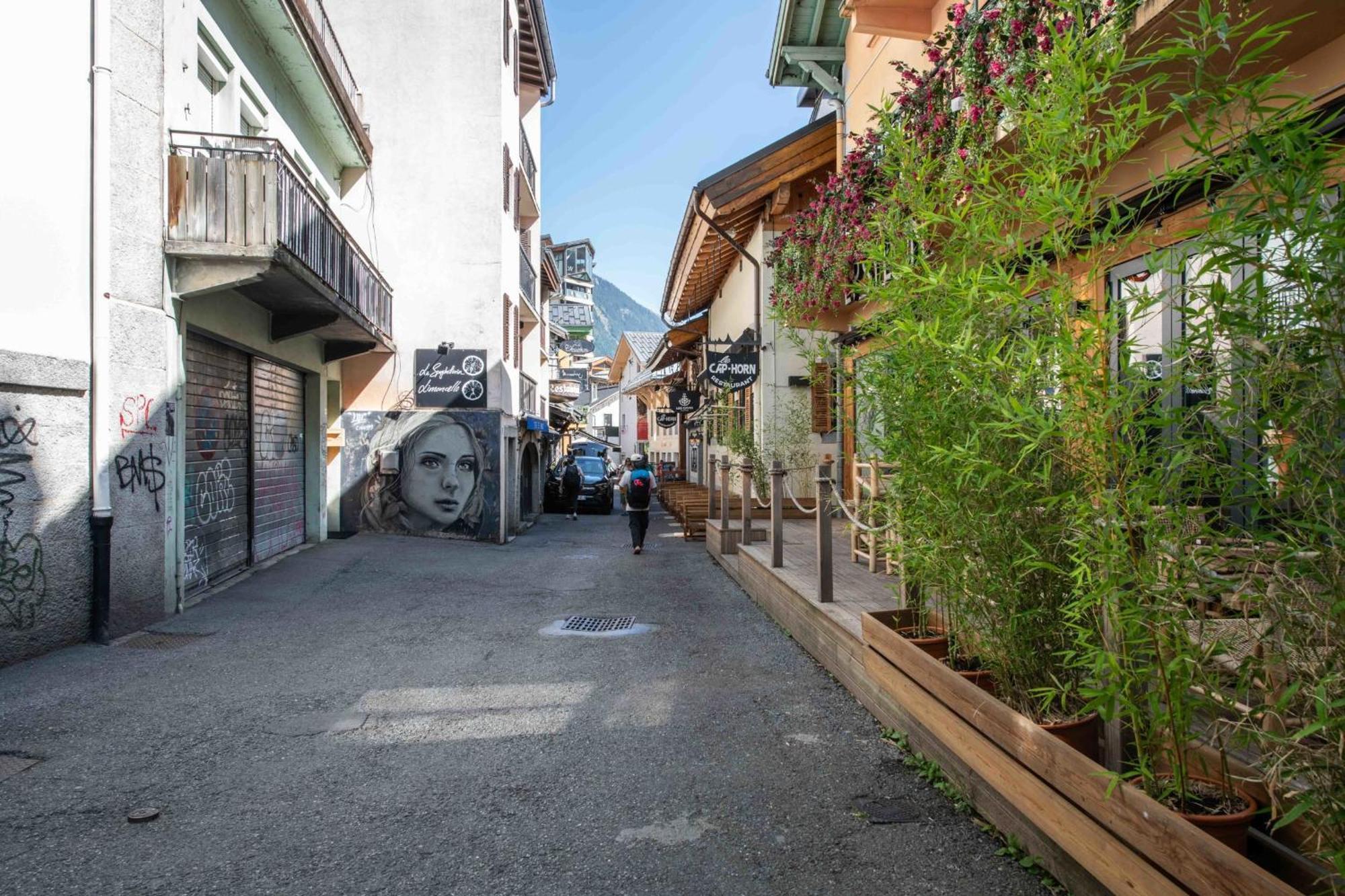 Apartment Spacious Loft On Pedestrian Street With Views *