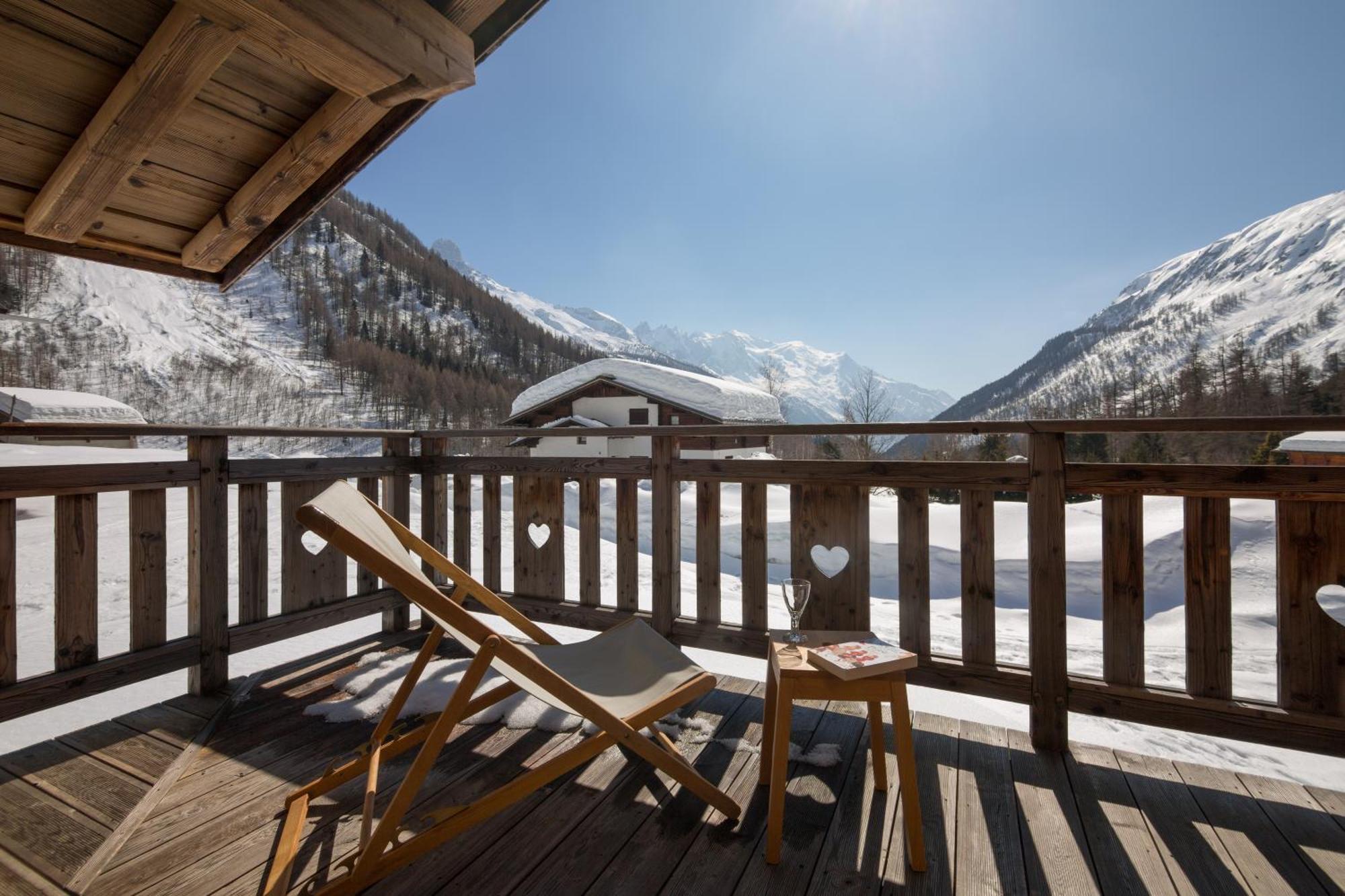 Chalet Majorette - Happy *