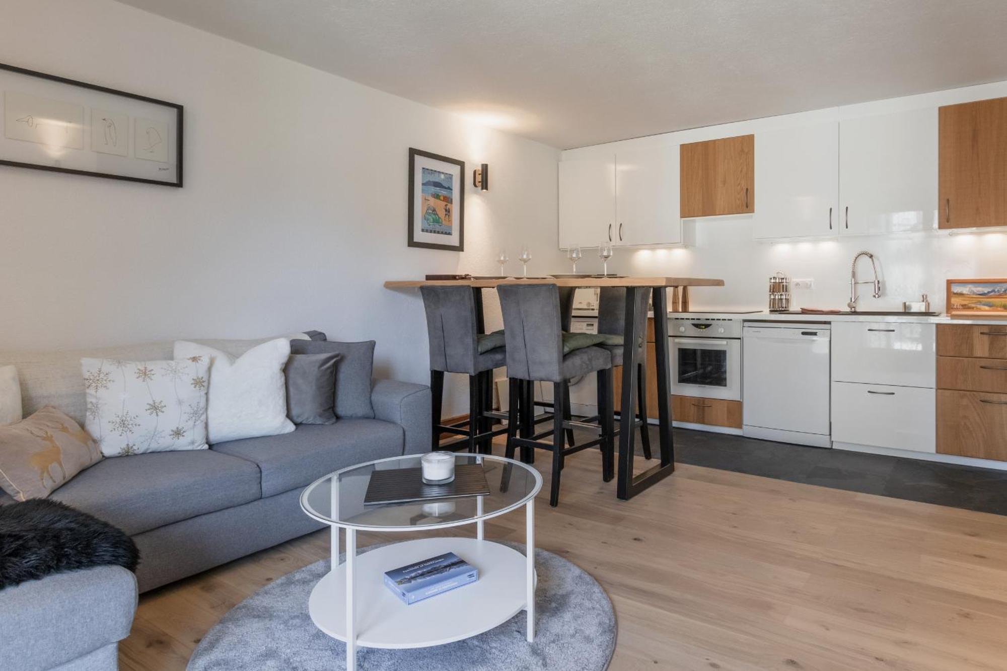 Apartment Bel Oiseau - Hypercentre - Balcon -chamonix