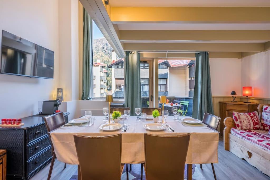 Apartment Ancolie - Beautiful 6-people Close To Lifts - By Cozee *