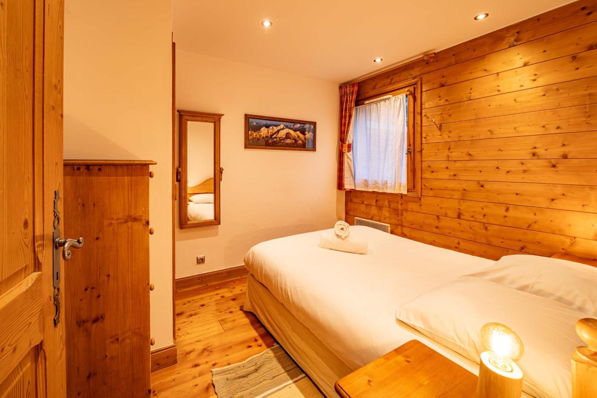Alpine Garden - Truly Hidden Gem With Sunny Garden In Town Center Apartment *
